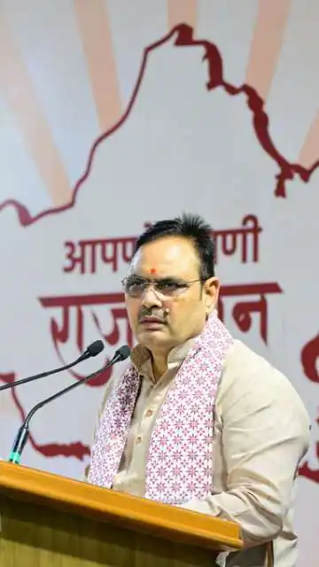 SC-ST के रिटायर्ड अफसरों से CM भजनलाल की 'खास' मुलाकात, आखिर क्यों बुलाई अलग बैठक? सामने आई 10 बड़ी बातें