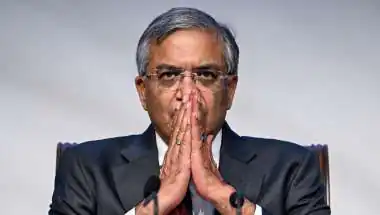 13 करोड़ वोट काटने का आरोप, CEC ज्ञानेश कुमार को 48 घंटे में इस्तीफे का अल्टीमेटम