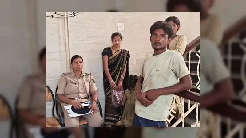 भांजे की दुल्हन बनी मामी, बौखलाए मामा ने सीने में उतार दी गोली!