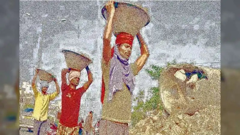 रोजाना सिर्फ 2 रुपये बचाकर पाएं 3000 रुपये की मासिक पेंशन, जानिए क्या हैं शर्तें और कैसे करें अप्लाई