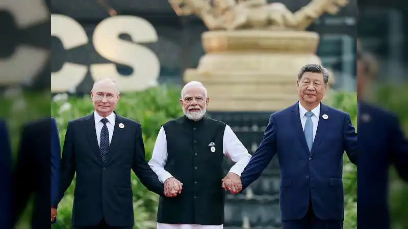शाही खाने से मोदी ने जीता दुनिया का दिल, 7 साल बाद जिनपिंग की भारत में एंट्री