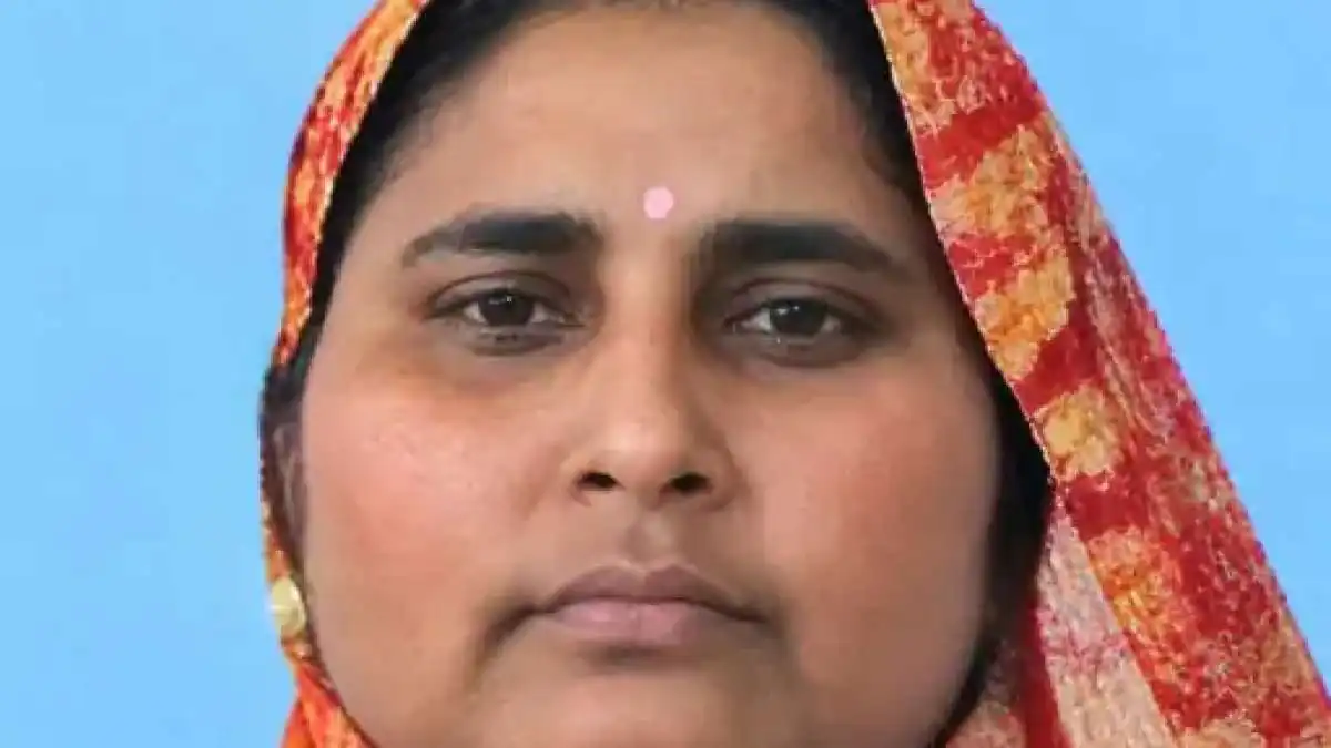 'बिना नहाए बहू ने बनाया खाना', विवाद इतना बढ़ा कि बेटे ने मां-बाप को पेट्रोल डालकर जिंदा जलाया