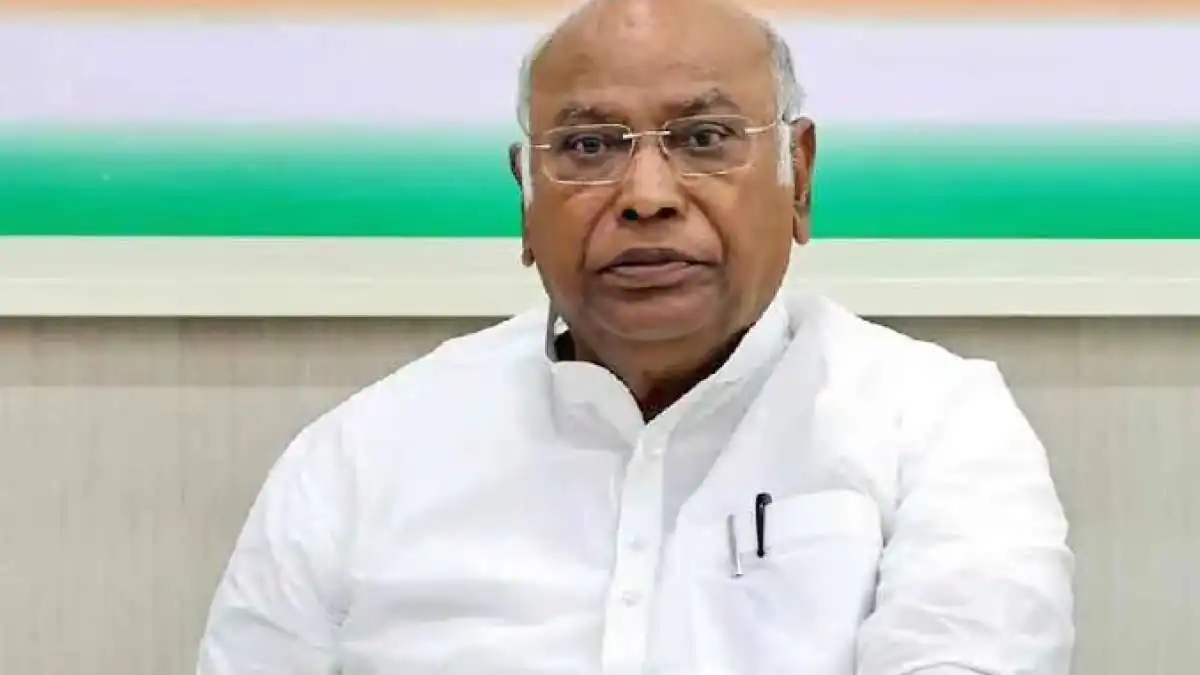 'मोदी का बाप भी जाएगा...' भरे मंच पर पीएम मोदी के लिए कह दी इतनी बड़ी बात!