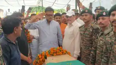 अग्निवीर महेश मुहाल पंचतत्व में विलीन, 22KM की तिरंगा यात्रा के साथ नम आंखों से दी गई अंतिम विदाई
