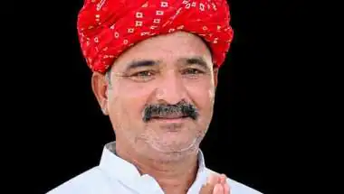 वोटिंग से एक दिन पहले कांग्रेस प्रत्याशी ने किया सुसाइड, खेत में पेड़ से लटका मिला शव