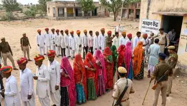 13 जिला परिषद सीटों पर फंसा पेंच, कल वोट डालने से पहले जरूर देखें ये लिस्ट