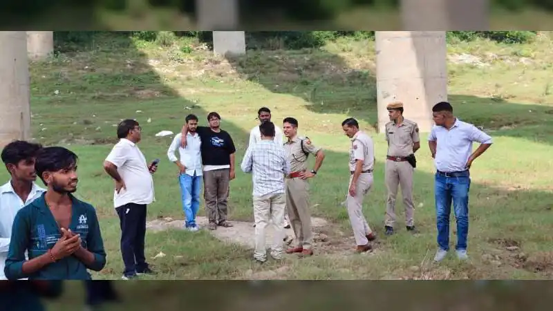 तर्पण के दौरान डूबे पटवारी, आज होना था रिटायरमेंट, रेस्क्यू जारी
