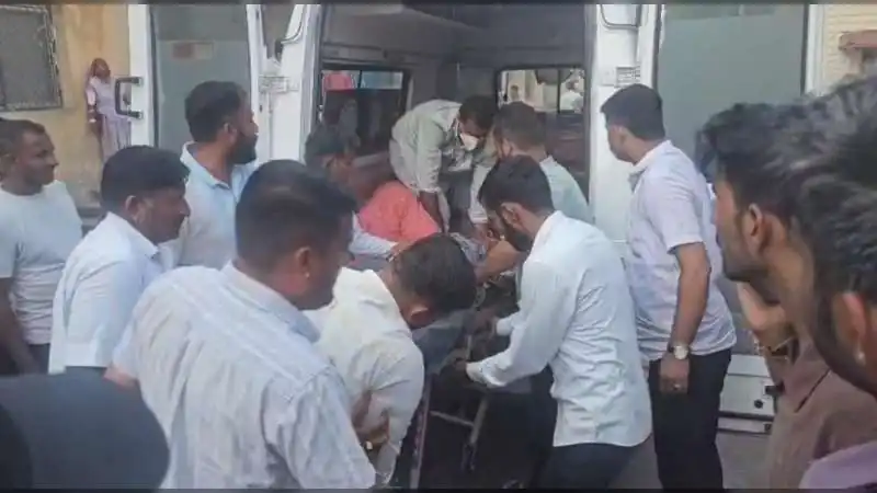 जिस घर में गूंजी थी किलकारियां, वहां बिछी लाशें; 3 दिन के बच्चे समेत पति-पत्नी खत्म