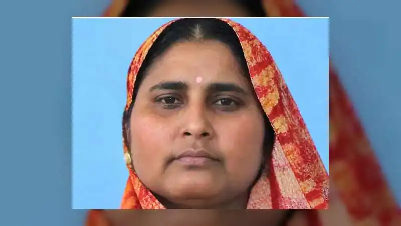 'बिना नहाए बहू ने बनाया खाना', विवाद इतना बढ़ा कि बेटे ने मां-बाप को पेट्रोल डालकर जिंदा जलाया